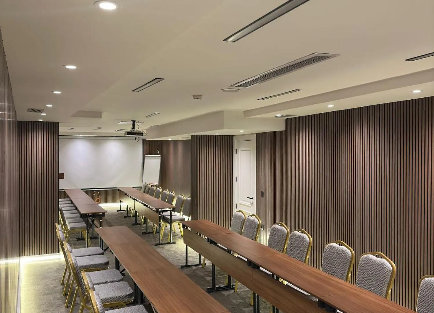 Trademark Collection By Wyndham Operla Airport Hotels Arnavutkoy Турция